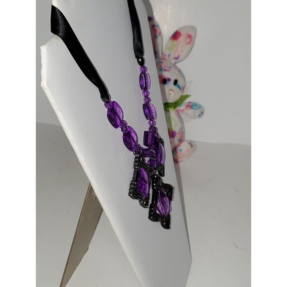 A Purple Gothic Gunmetal Necklace Choker Victorian Style Ribbon Vampire - Picture 9 of 11